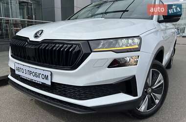 Внедорожник / Кроссовер Skoda Karoq 2022 в Киеве