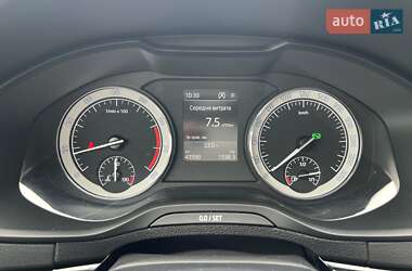Внедорожник / Кроссовер Skoda Karoq 2022 в 