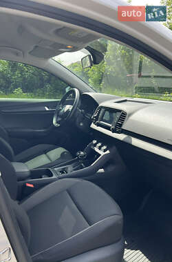 Внедорожник / Кроссовер Skoda Karoq 2022 в 