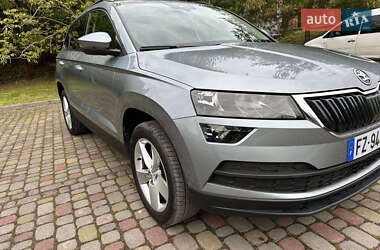Внедорожник / Кроссовер Skoda Karoq 2021 в 