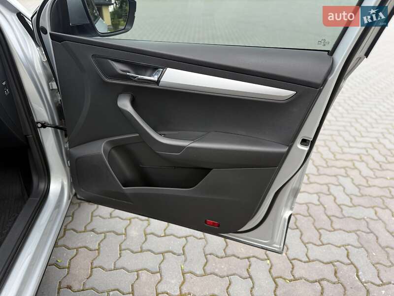 Внедорожник / Кроссовер Skoda Karoq 2018 в Ивано-Франковске