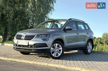 Внедорожник / Кроссовер Skoda Karoq 2021 в 
