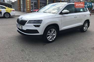 Внедорожник / Кроссовер Skoda Karoq 2021 в Киеве