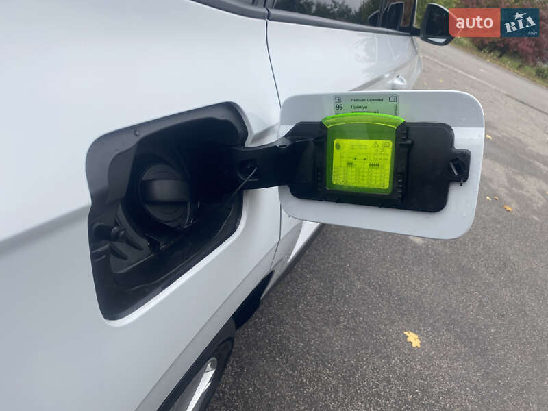 Внедорожник / Кроссовер Skoda Karoq 2022 в Краснограде