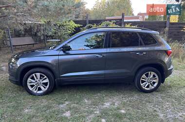 Внедорожник / Кроссовер Skoda Karoq 2019 в 