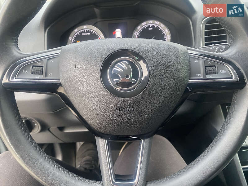 Позашляховик / Кросовер Skoda Karoq 2019 в Києві фото 10 Позашляховик / Кросовер Skoda Karoq 2019 в Києві