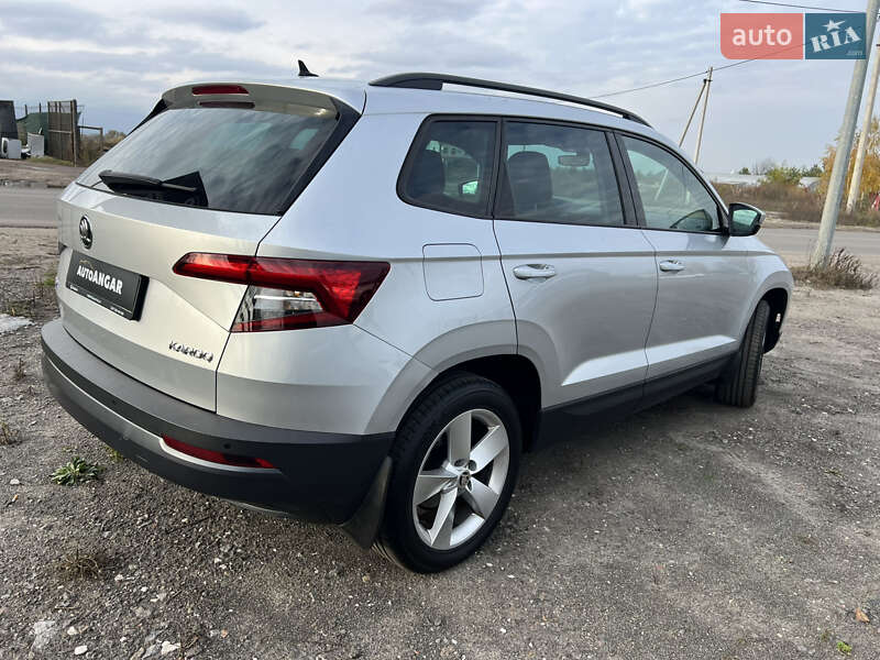 Внедорожник / Кроссовер Skoda Karoq 2019 в Киеве