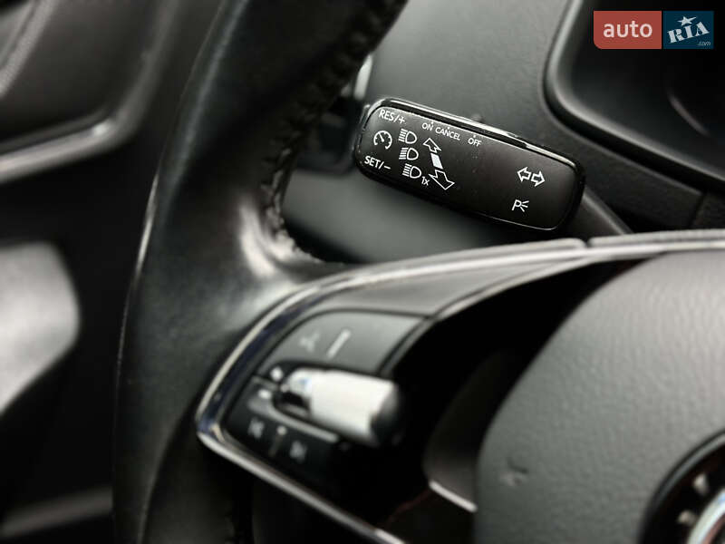 Внедорожник / Кроссовер Skoda Karoq 2021 в Мукачево