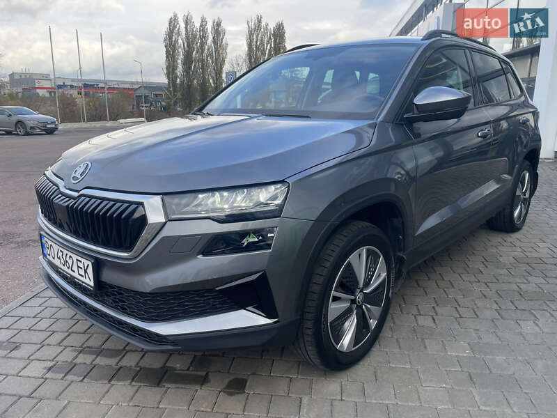 Внедорожник / Кроссовер Skoda Karoq 2022 в Тернополе