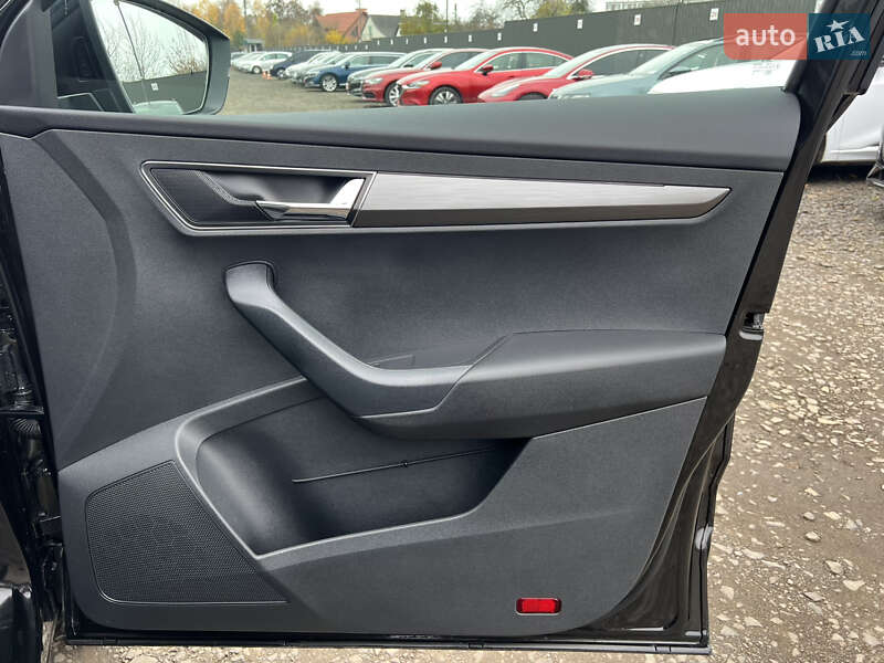 Внедорожник / Кроссовер Skoda Karoq 2021 в Луцке