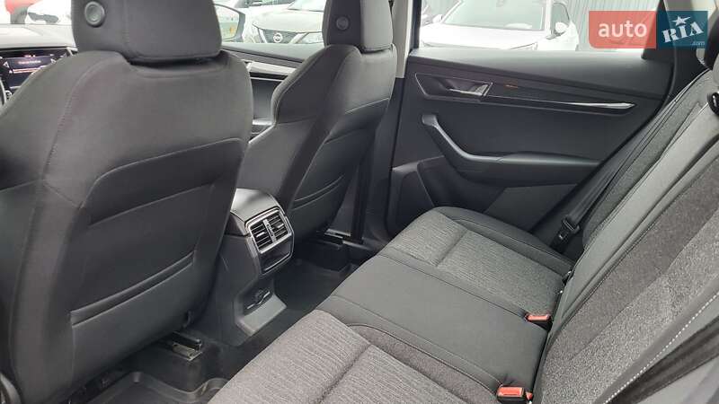 Позашляховик / Кросовер Skoda Karoq 2020 в Києві