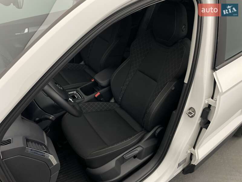 Внедорожник / Кроссовер Skoda Karoq 2019 в Киеве