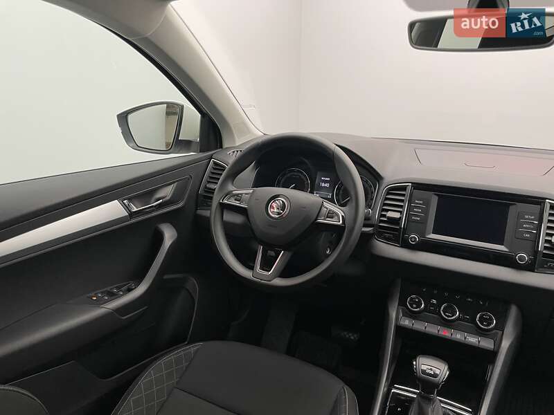 Внедорожник / Кроссовер Skoda Karoq 2019 в Киеве