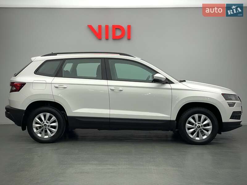 Внедорожник / Кроссовер Skoda Karoq 2019 в Киеве