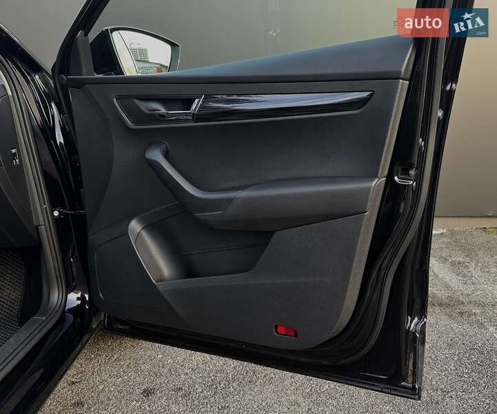 Внедорожник / Кроссовер Skoda Karoq 2020 в Львове