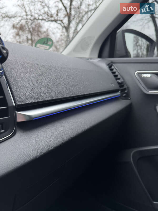 Внедорожник / Кроссовер Skoda Karoq 2018 в Киеве