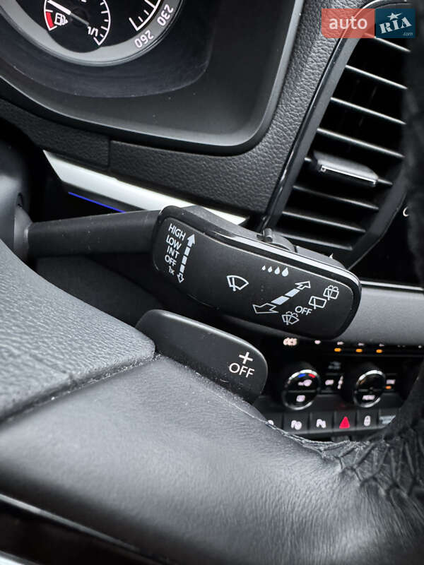 Внедорожник / Кроссовер Skoda Karoq 2018 в Киеве