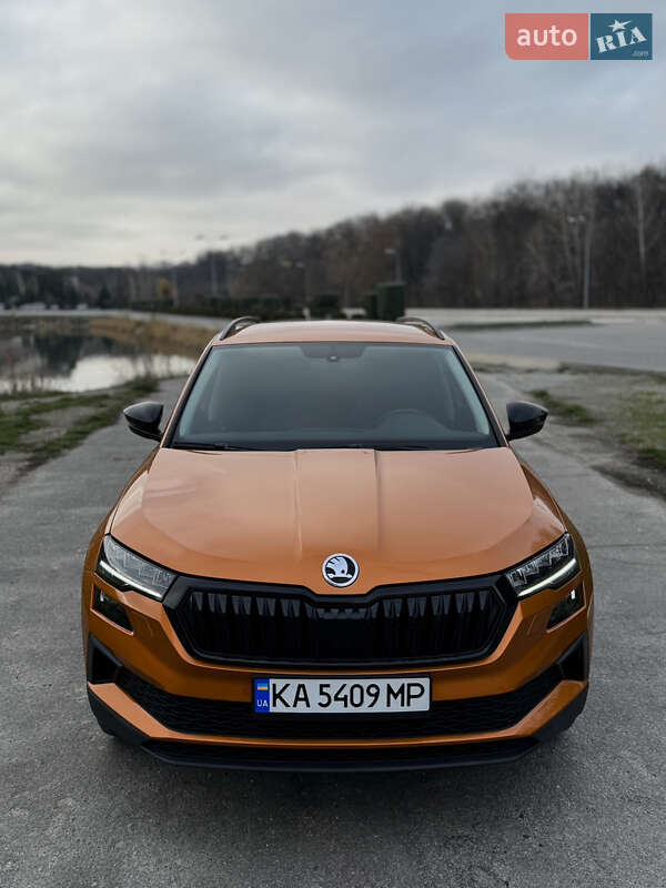 Внедорожник / Кроссовер Skoda Karoq 2024 в Днепре