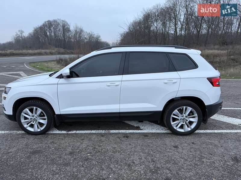 Внедорожник / Кроссовер Skoda Karoq 2020 в Киеве