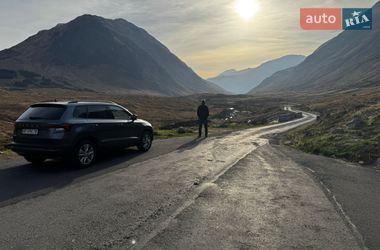 Внедорожник / Кроссовер Skoda Karoq 2021 в Запорожье