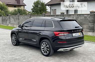Позашляховик / Кросовер Skoda Kodiaq Scout 2019 в 