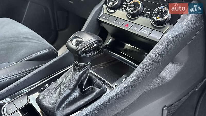 Позашляховик / Кросовер Skoda Kodiaq Scout 2018 в Сваляві