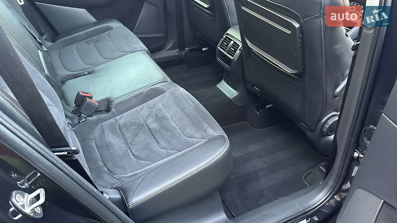 Позашляховик / Кросовер Skoda Kodiaq Scout 2018 в Сваляві