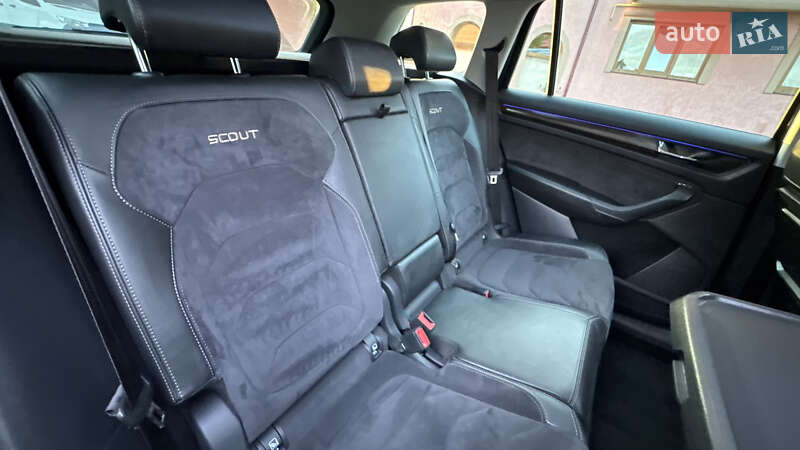 Позашляховик / Кросовер Skoda Kodiaq Scout 2018 в Сваляві