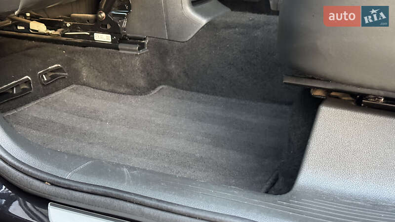 Позашляховик / Кросовер Skoda Kodiaq Scout 2018 в Сваляві