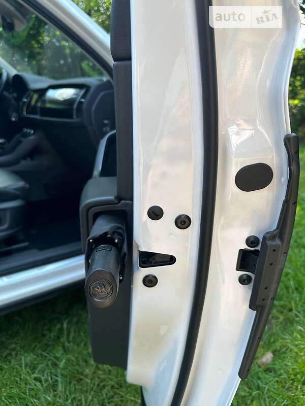 Внедорожник / Кроссовер Skoda Kodiaq 2017 в Львове фото 41 Внедорожник / Кроссовер Skoda Kodiaq 2017 в Львове