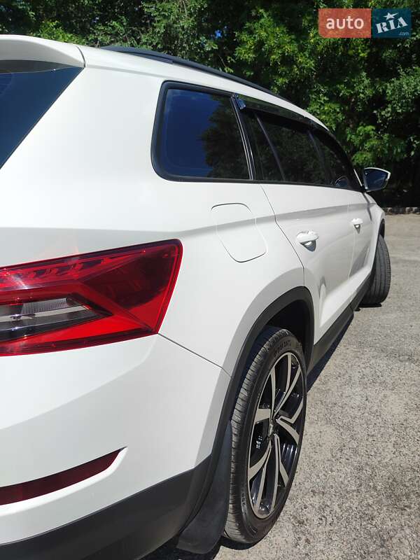 Внедорожник / Кроссовер Skoda Kodiaq 2017 в Запорожье