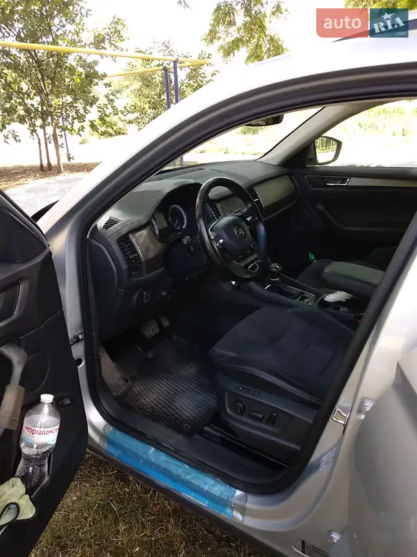 Skoda Kodiaq 2021 VIN TMBLJ6NS2NB400063 фото оголошення 6 з 46