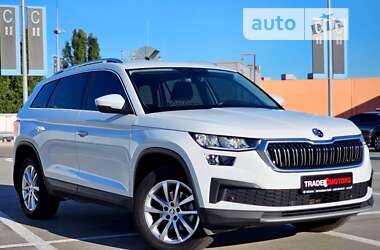 Внедорожник / Кроссовер Skoda Kodiaq 2023 в Киеве