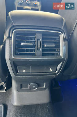 Внедорожник / Кроссовер Skoda Kodiaq 2021 в 