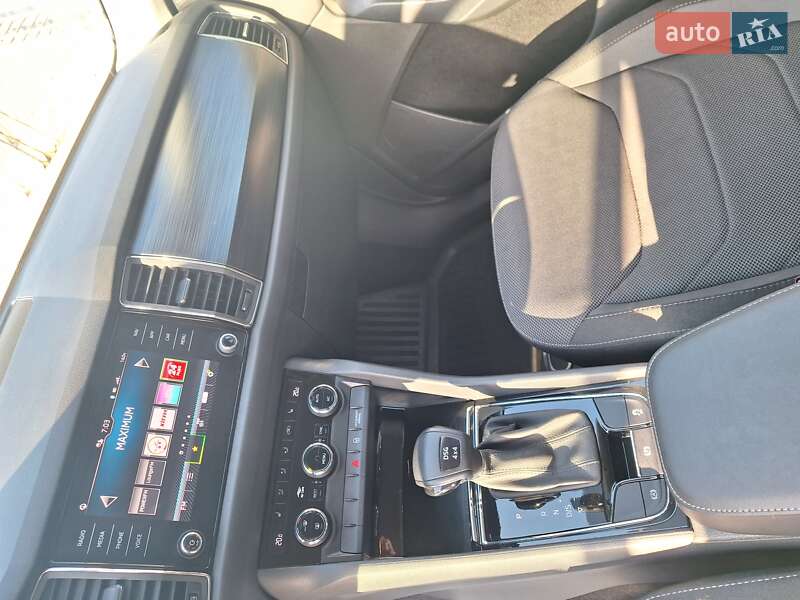Внедорожник / Кроссовер Skoda Kodiaq 2020 в Киеве