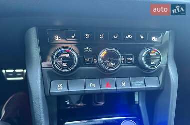 Позашляховик / Кросовер Skoda Kodiaq 2021 в 