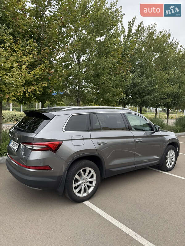Внедорожник / Кроссовер Skoda Kodiaq 2023 в Киеве