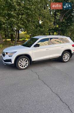 Позашляховик / Кросовер Skoda Kodiaq 2022 в  фото 3 Позашляховик / Кросовер Skoda Kodiaq 2022 в