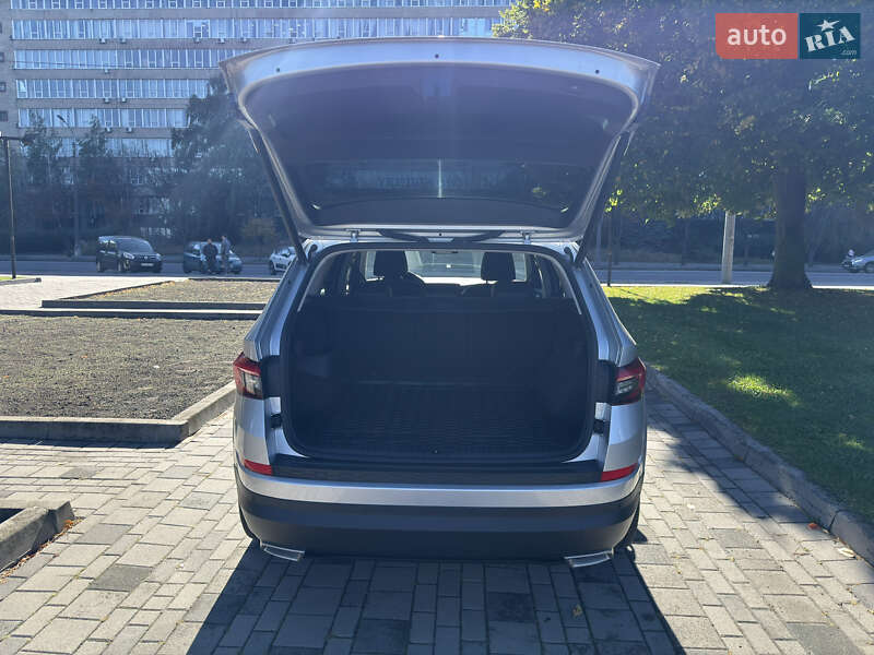 Внедорожник / Кроссовер Skoda Kodiaq 2021 в Днепре