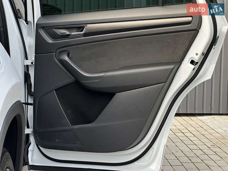 Позашляховик / Кросовер Skoda Kodiaq 2023 в Мукачевому