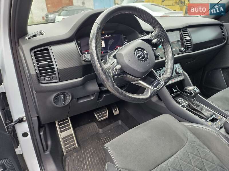 Внедорожник / Кроссовер Skoda Kodiaq 2021 в Киеве