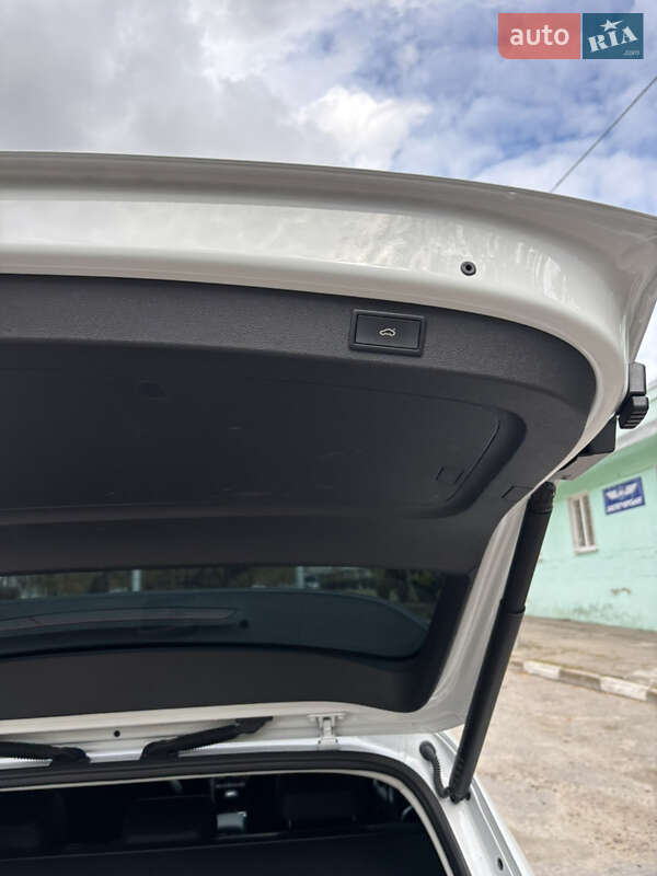 Позашляховик / Кросовер Skoda Kodiaq 2023 в Запоріжжі