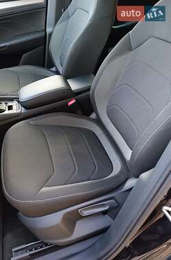 Внедорожник / Кроссовер Skoda Kodiaq 2023 в 