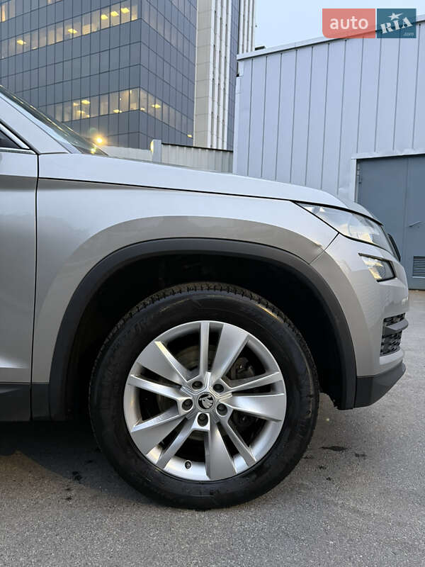 Позашляховик / Кросовер Skoda Kodiaq 2017 в Києві фото 6 Позашляховик / Кросовер Skoda Kodiaq 2017 в Києві