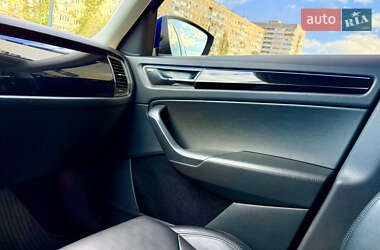 Внедорожник / Кроссовер Skoda Kodiaq 2021 в 