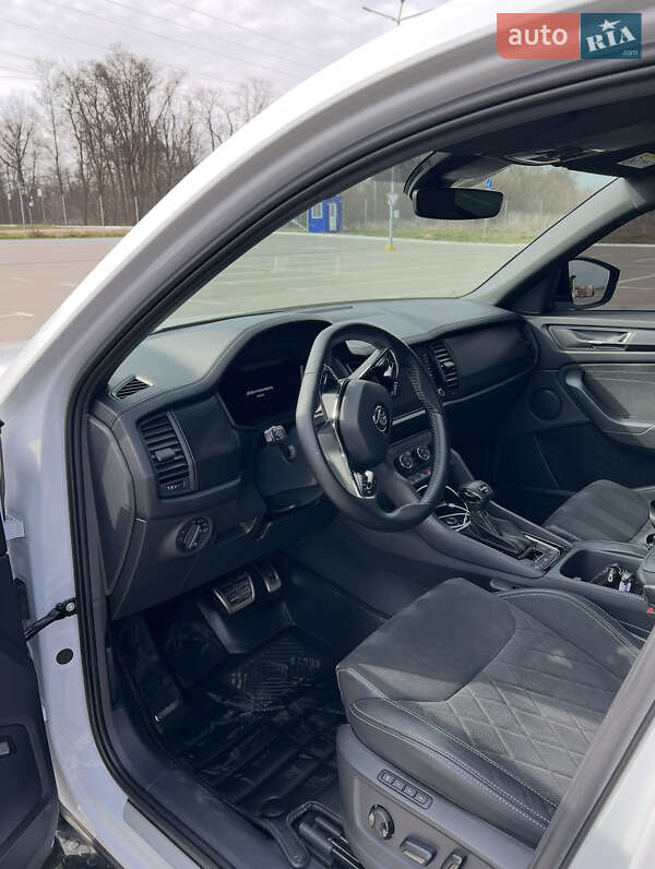 Позашляховик / Кросовер Skoda Kodiaq 2022 в Запоріжжі фото 19 Позашляховик / Кросовер Skoda Kodiaq 2022 в Запоріжжі