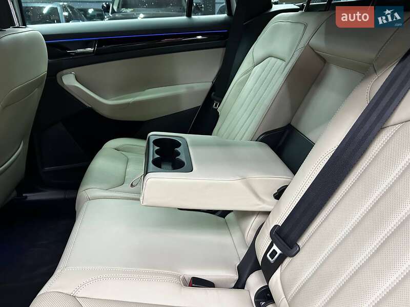 Позашляховик / Кросовер Skoda Kodiaq 2021 в Чернівцях