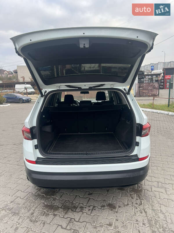 Внедорожник / Кроссовер Skoda Kodiaq 2017 в Хмельницком фото 18 Внедорожник / Кроссовер Skoda Kodiaq 2017 в Хмельницком