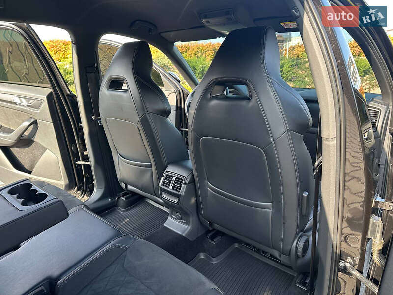 Позашляховик / Кросовер Skoda Kodiaq 2022 в Дніпрі