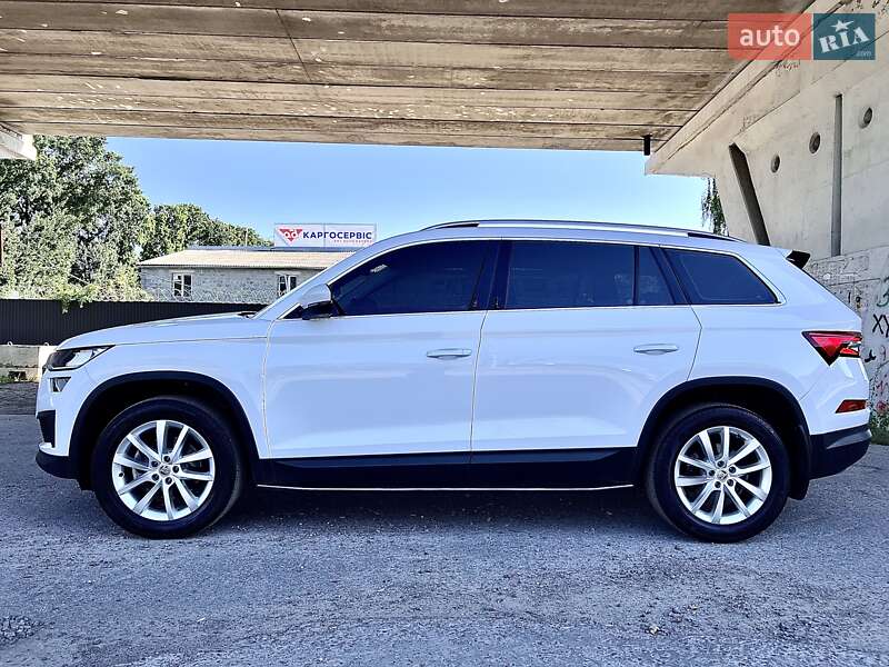 Внедорожник / Кроссовер Skoda Kodiaq 2023 в Киеве
